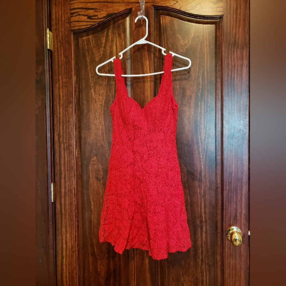 Charlotte Russe Sleeveless Red Lace Tank Cocktail Dress Size S